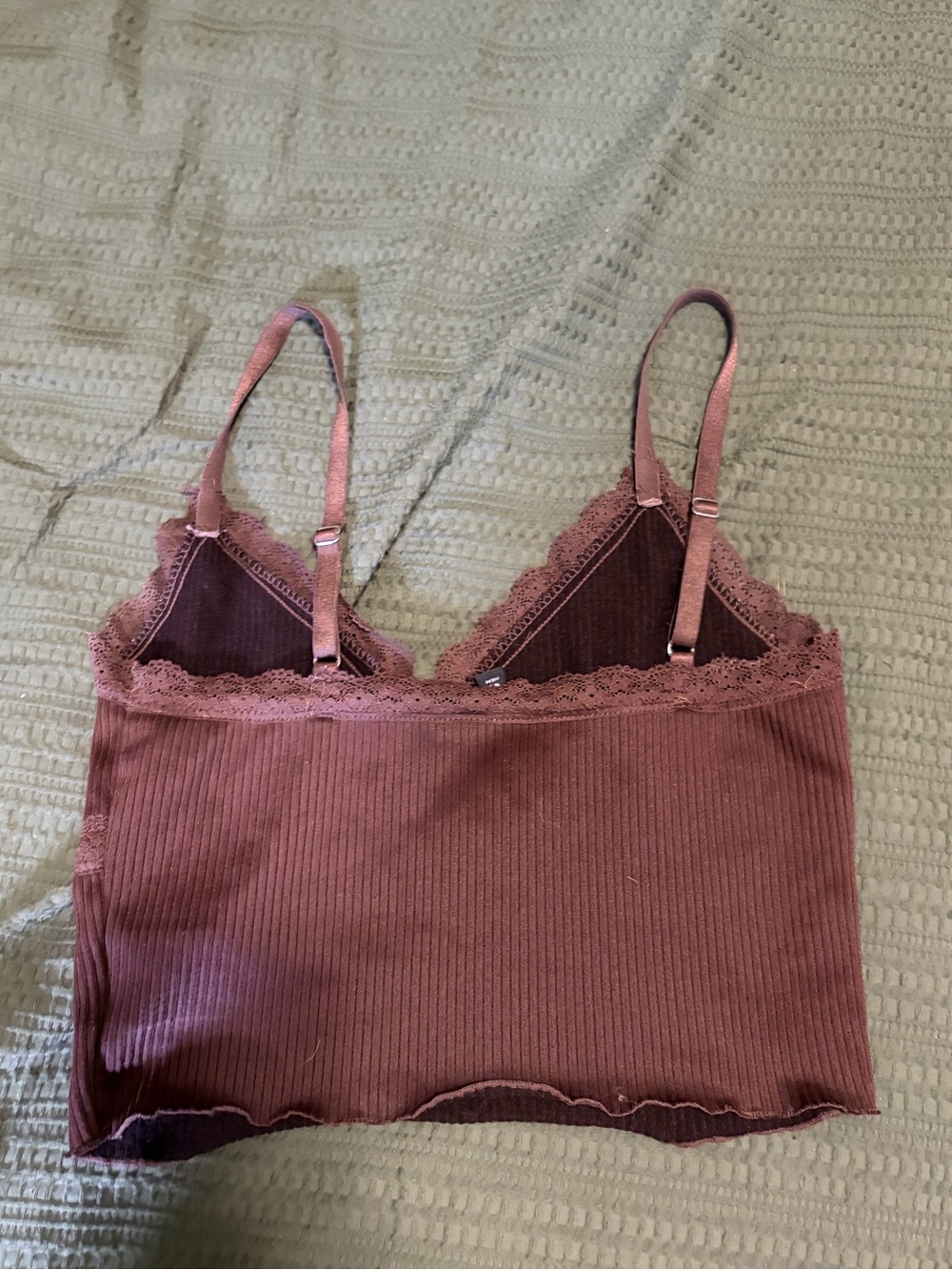 H&M Ribbed Lace-Trim Cropped Cami - Picture 2 of 3